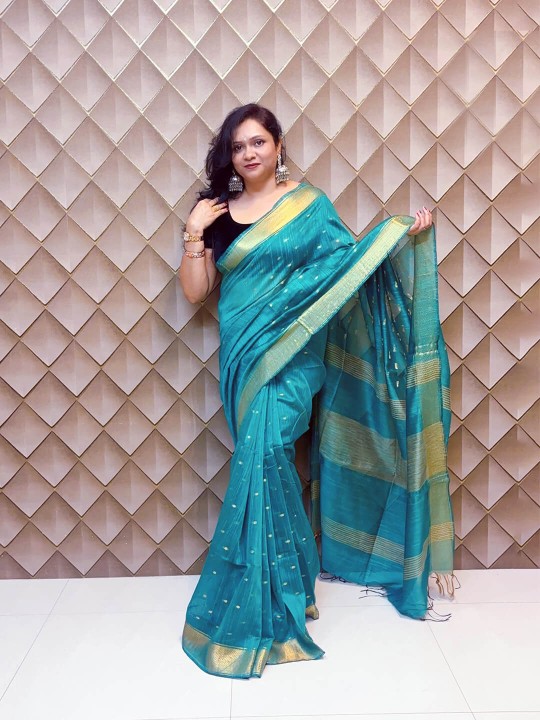 GREEN WITH GOLDEN BUTA LINEN SAREE